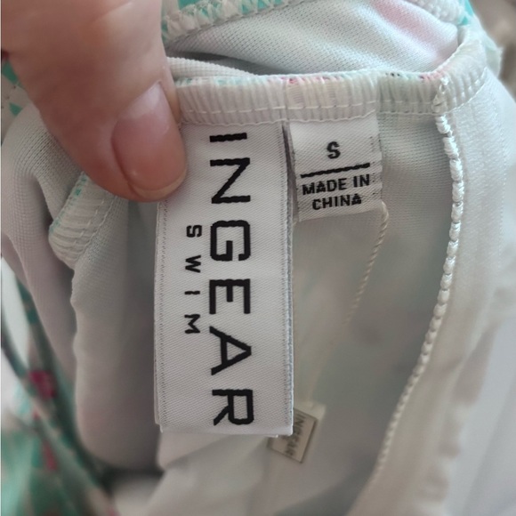 Flamingo Print Swimsuit - Picture 7 of 9